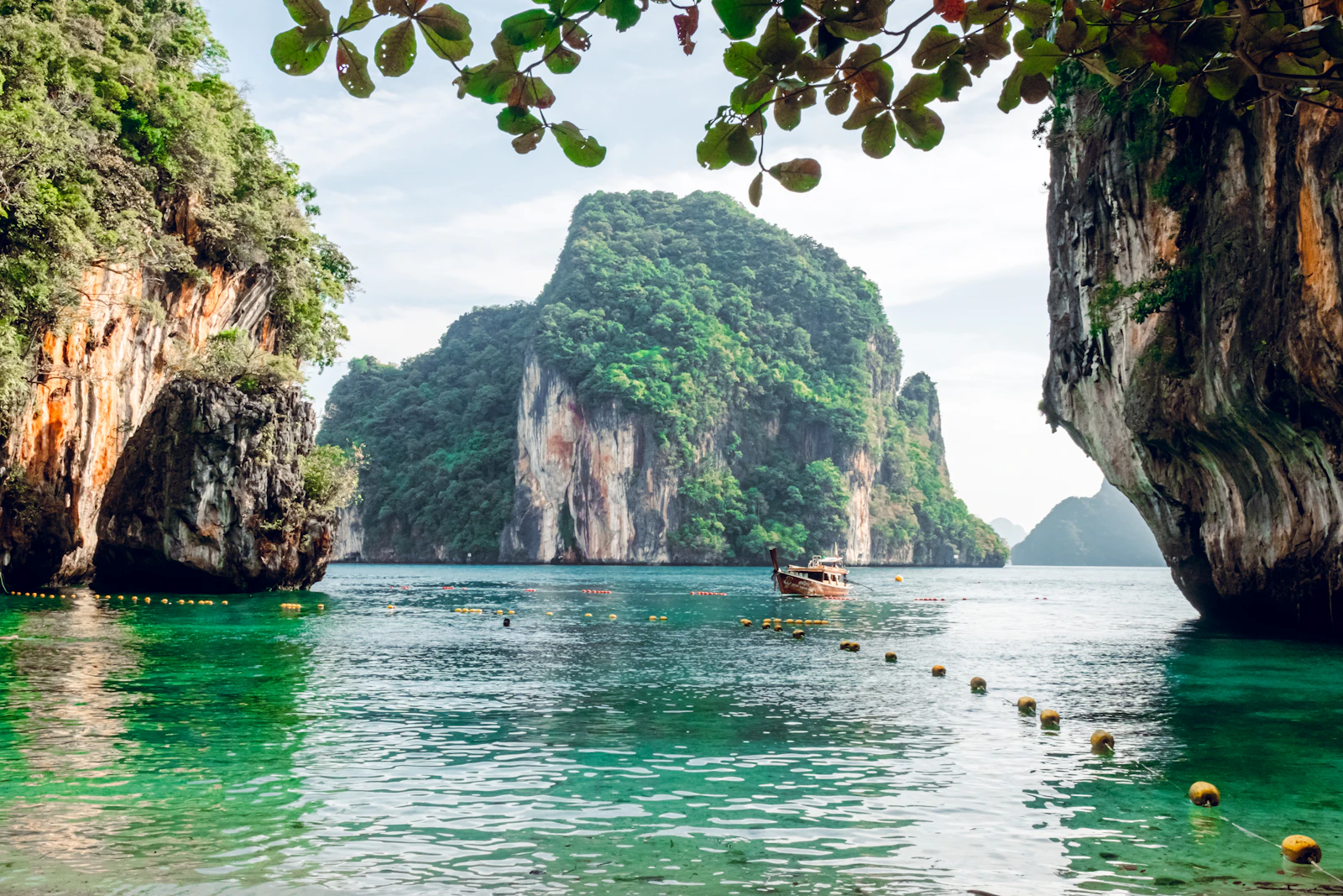 Turquoise water and limestone cliffs at Hong Island, Krabi